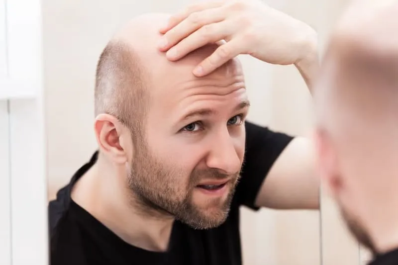 بررسی کامل عوارض قلیان - آیا کشیدن قلیان باعث ریزش مو می‌شود؟