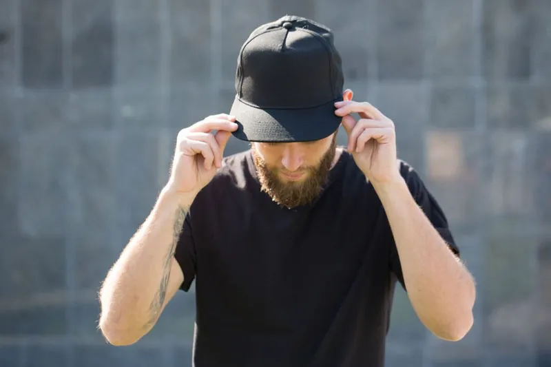 https://www.baharediba.com/wp-content/uploads/2022/07/How-to-use-a-hat-after-hair-transplant.jpg